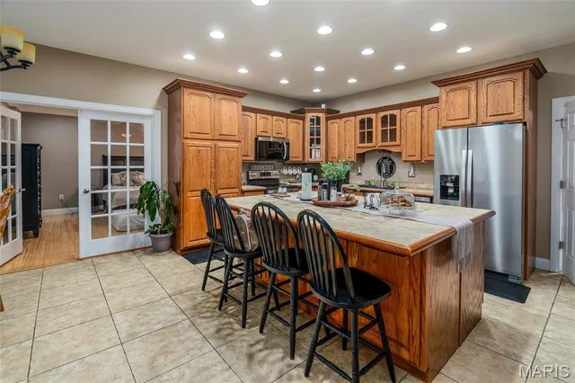 $590,000 | 800 Old Broughton Road, Eldorado, IL 62930