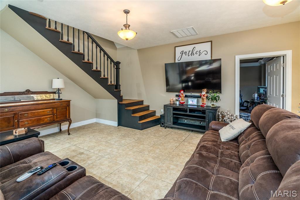 800 Old Broughton Road Eldorado, IL 62930 - Photo 25 of 97