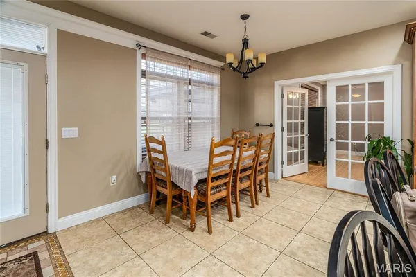 $590,000 | 800 Old Broughton Road, Eldorado, IL 62930