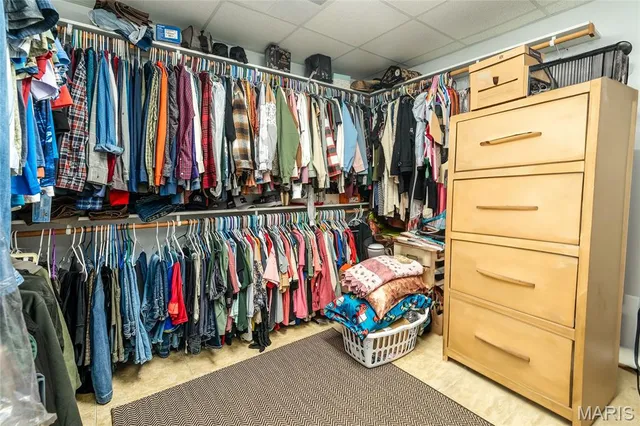 $590,000 | 800 Old Broughton Road, Eldorado, IL 62930