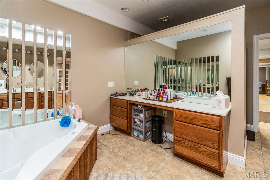 800 Old Broughton Road Eldorado, IL 62930 - Photo 32 of 97