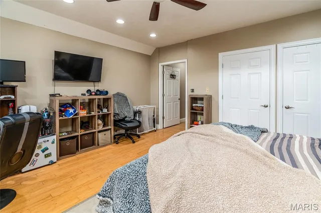 $590,000 | 800 Old Broughton Road, Eldorado, IL 62930