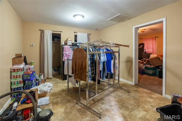 $590,000 | 800 Old Broughton Road, Eldorado, IL 62930