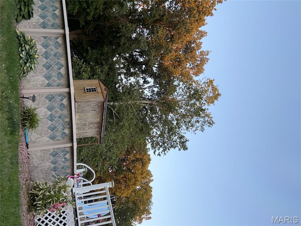 800 Old Broughton Road Eldorado, IL 62930 - Photo 5 of 97