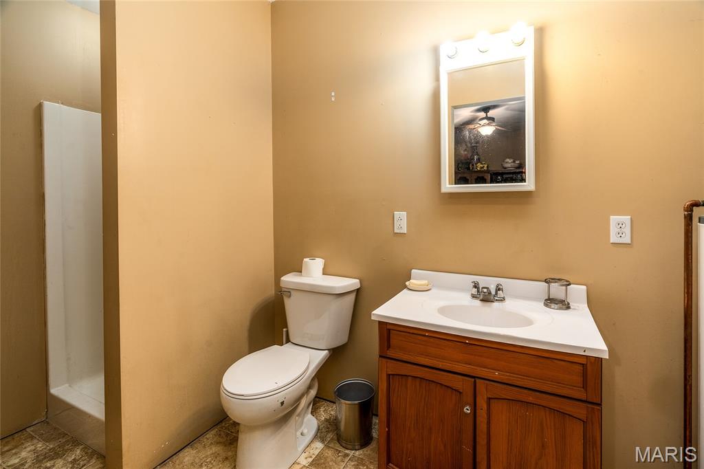 800 Old Broughton Road Eldorado, IL 62930 - Photo 61 of 97