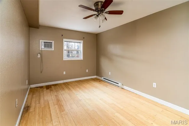 $590,000 | 800 Old Broughton Road, Eldorado, IL 62930