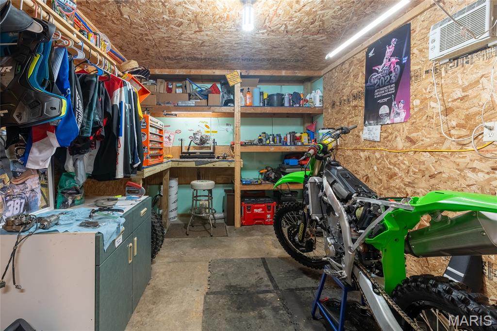 800 Old Broughton Road Eldorado, IL 62930 - Photo 76 of 97