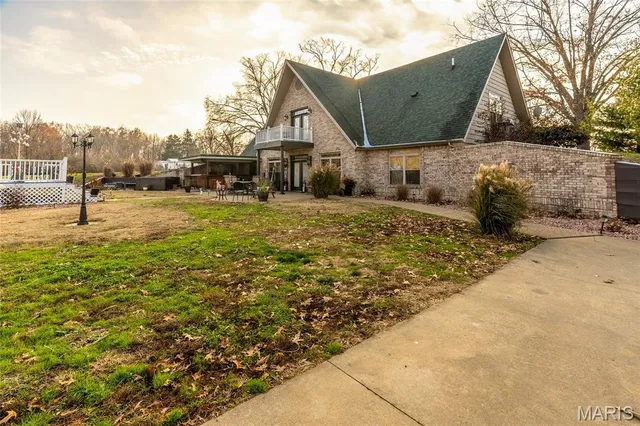 $590,000 | 800 Old Broughton Road, Eldorado, IL 62930