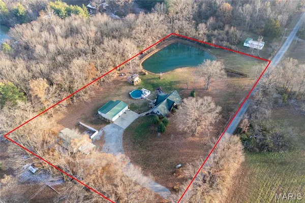 $590,000 | 800 Old Broughton Road, Eldorado, IL 62930