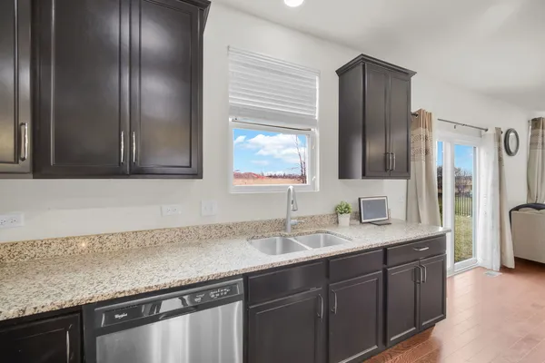 $675,000 | 4255 Fraser Circle, Naperville, IL 60564