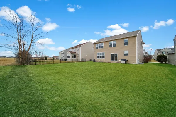 $675,000 | 4255 Fraser Circle, Naperville, IL 60564