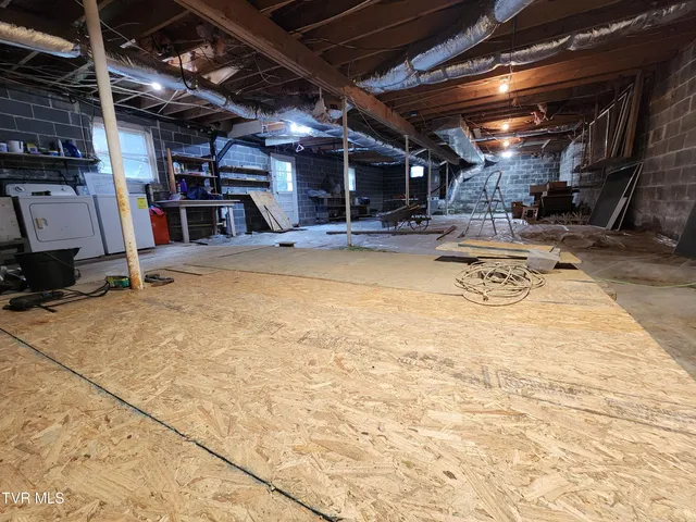 $180,000 | 6219 Laurel Grove Road, Norton, VA 24273