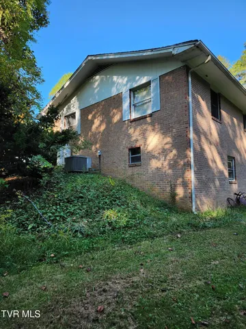 $180,000 | 6219 Laurel Grove Road, Norton, VA 24273