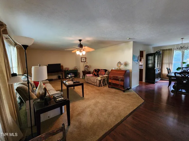 $180,000 | 6219 Laurel Grove Road, Norton, VA 24273