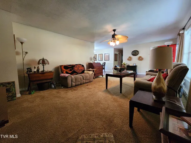 $180,000 | 6219 Laurel Grove Road, Norton, VA 24273