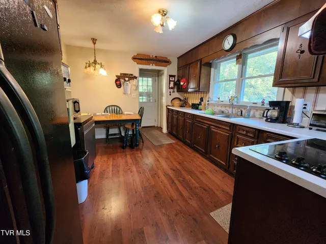 $180,000 | 6219 Laurel Grove Road, Norton, VA 24273