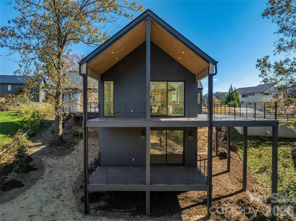 $1,095,000 | 511 Wilma Dykeman Trail, Asheville, NC 28804