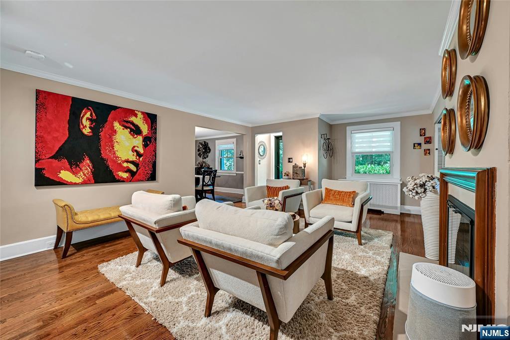 730 River Road Teaneck, NJ 07666 - Photo 3 of 39