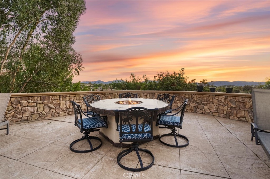 31345 Avenida Del Reposo Temecula, CA 92591 - Photo 16 of 75