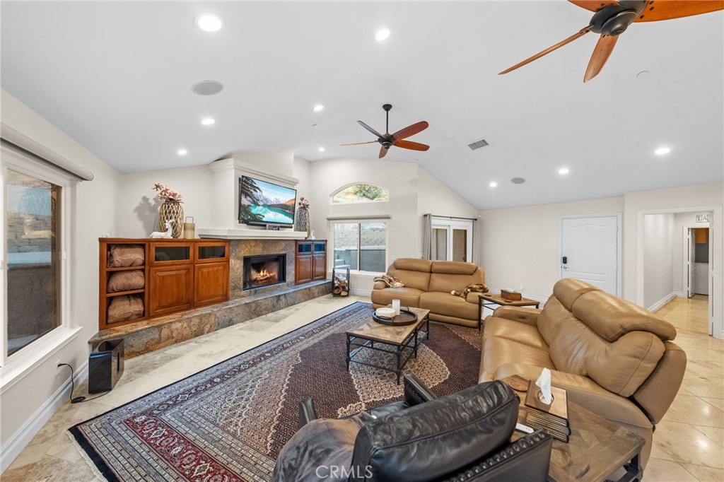 31345 Avenida Del Reposo Temecula, CA 92591 - Photo 45 of 75