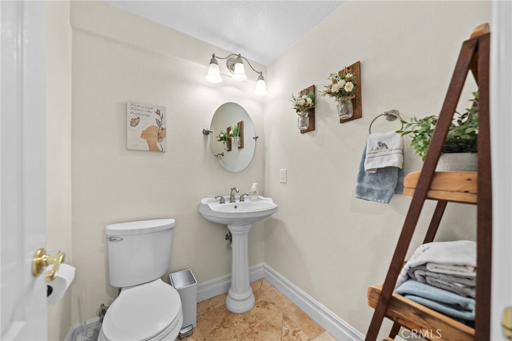 31345 Avenida Del Reposo Temecula, CA 92591 - Photo 48 of 75