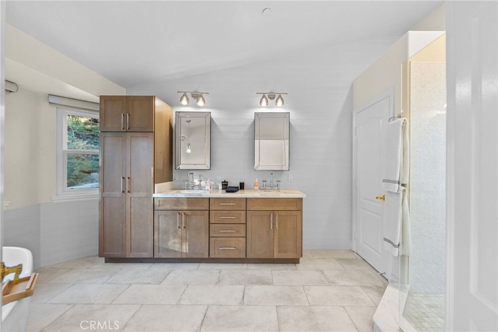 31345 Avenida Del Reposo Temecula, CA 92591 - Photo 63 of 75