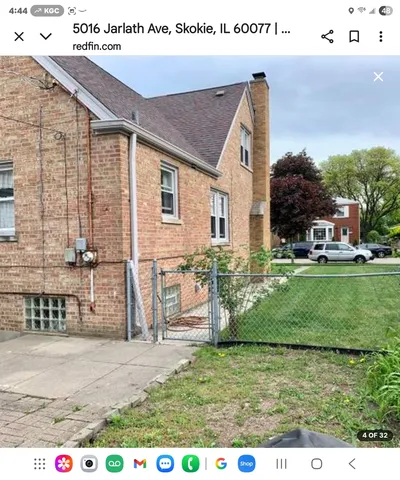 a view of outdoor space yard and patio