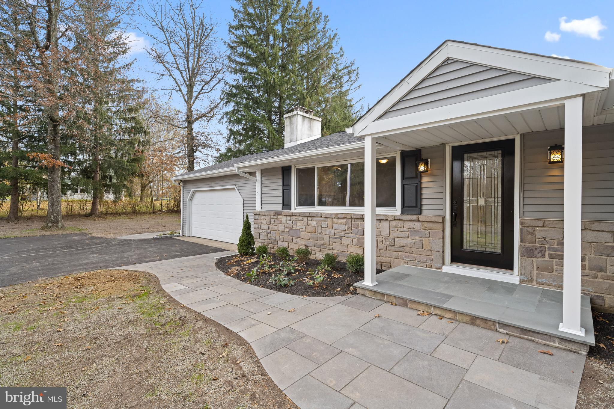 6114 North Worthington Road Doylestown, PA 18902 - Photo 3 of 38 Front walkway