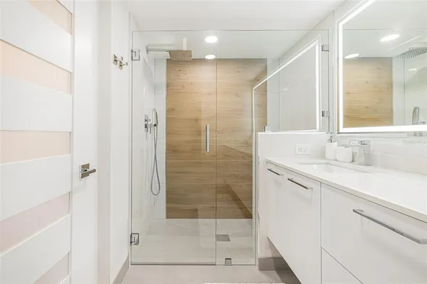 $6,000 | 16320 Kelly Cove Drive, Unit 268, Fort Myers, FL 33908