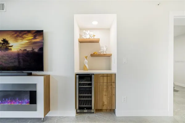 $6,000 | 16320 Kelly Cove Drive, Unit 268, Fort Myers, FL 33908