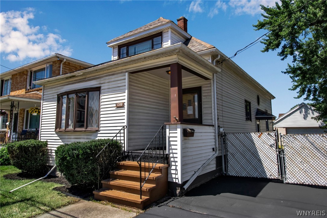 1388 Harlem Road Cheektowaga, NY 14206 - Photo 2 of 41