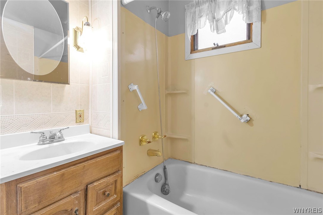 1388 Harlem Road Cheektowaga, NY 14206 - Photo 26 of 41