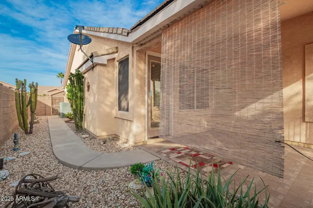 $520,000 | 6881 West Pontiac Drive, Glendale, AZ 85308