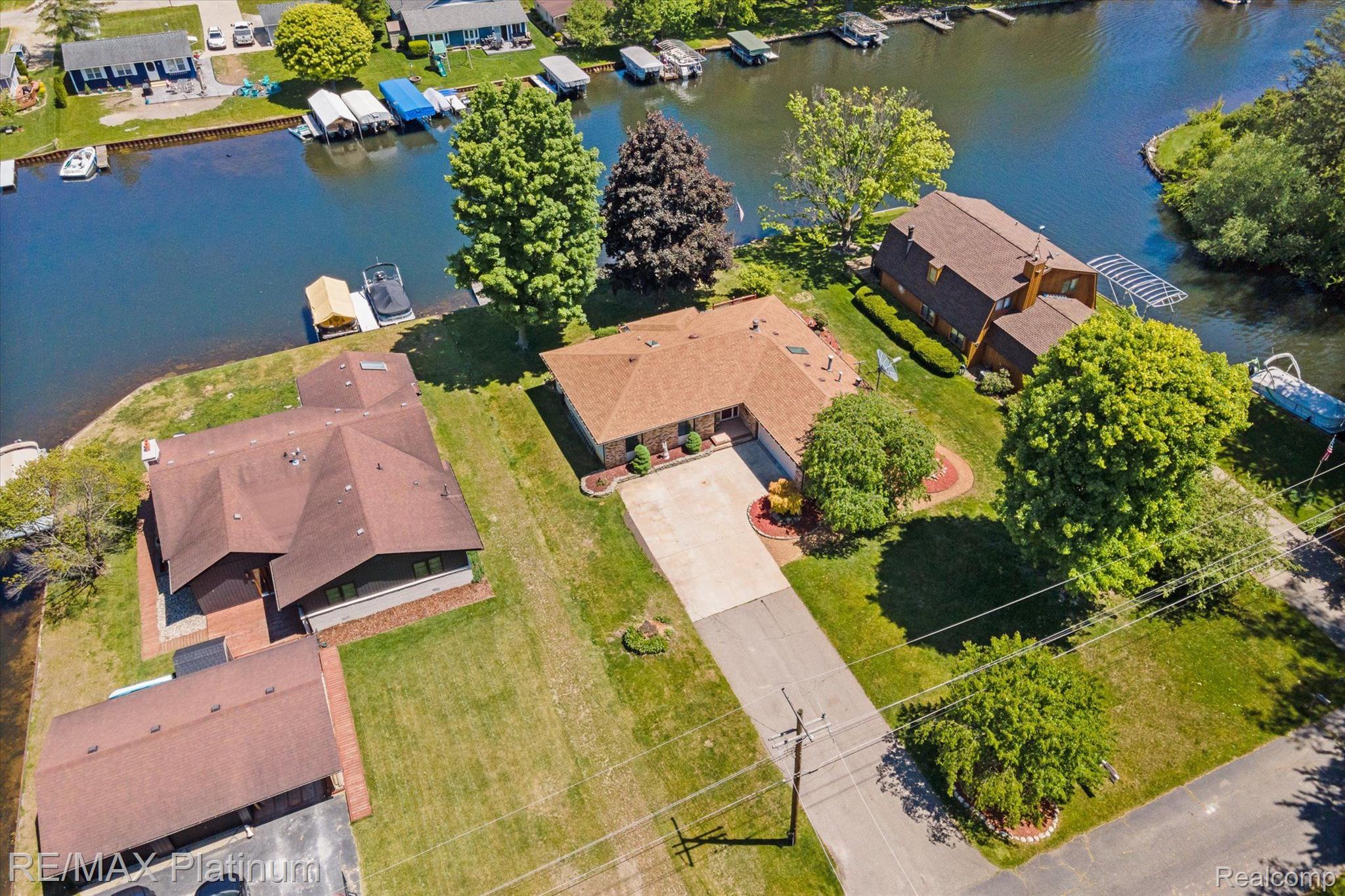 11157 Wynns Road Pinckney, MI 48169 - Photo 26 of 33 Drone view