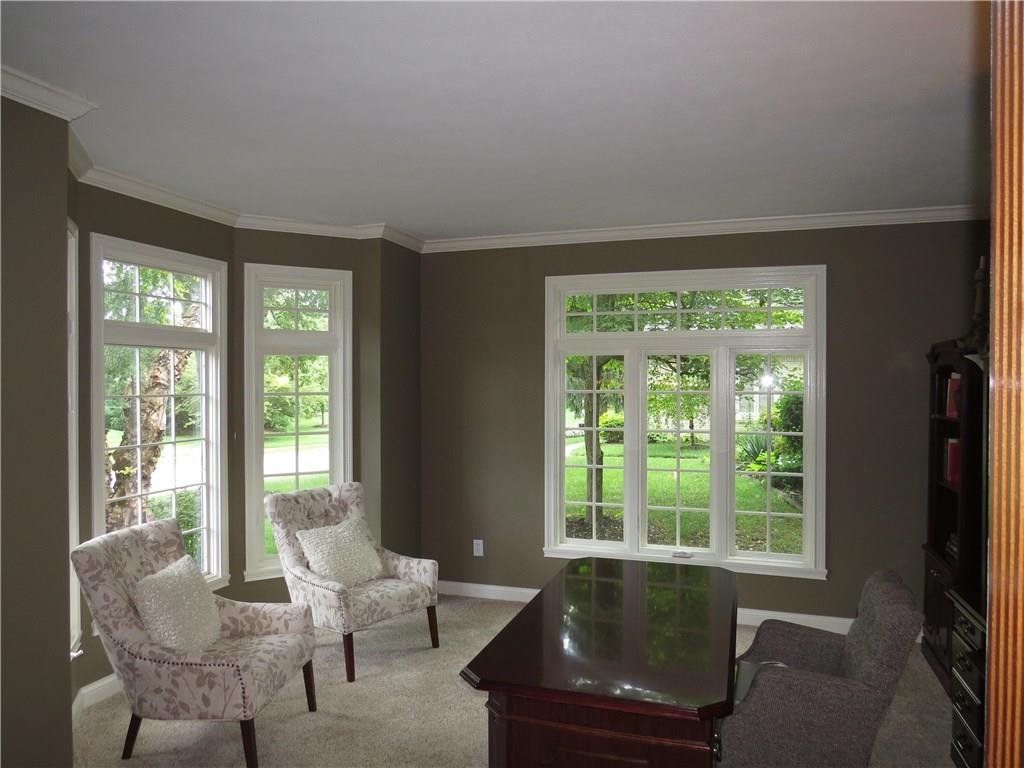 12310 Bridgewater Road Indianapolis, IN 46256 - Photo 4 of 37 Gallery Image 4