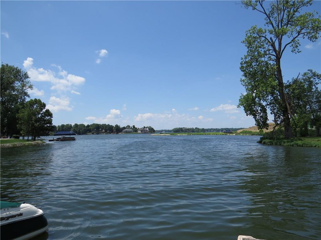 12310 Bridgewater Road Indianapolis, IN 46256 - Photo 33 of 37 Gallery Image 33