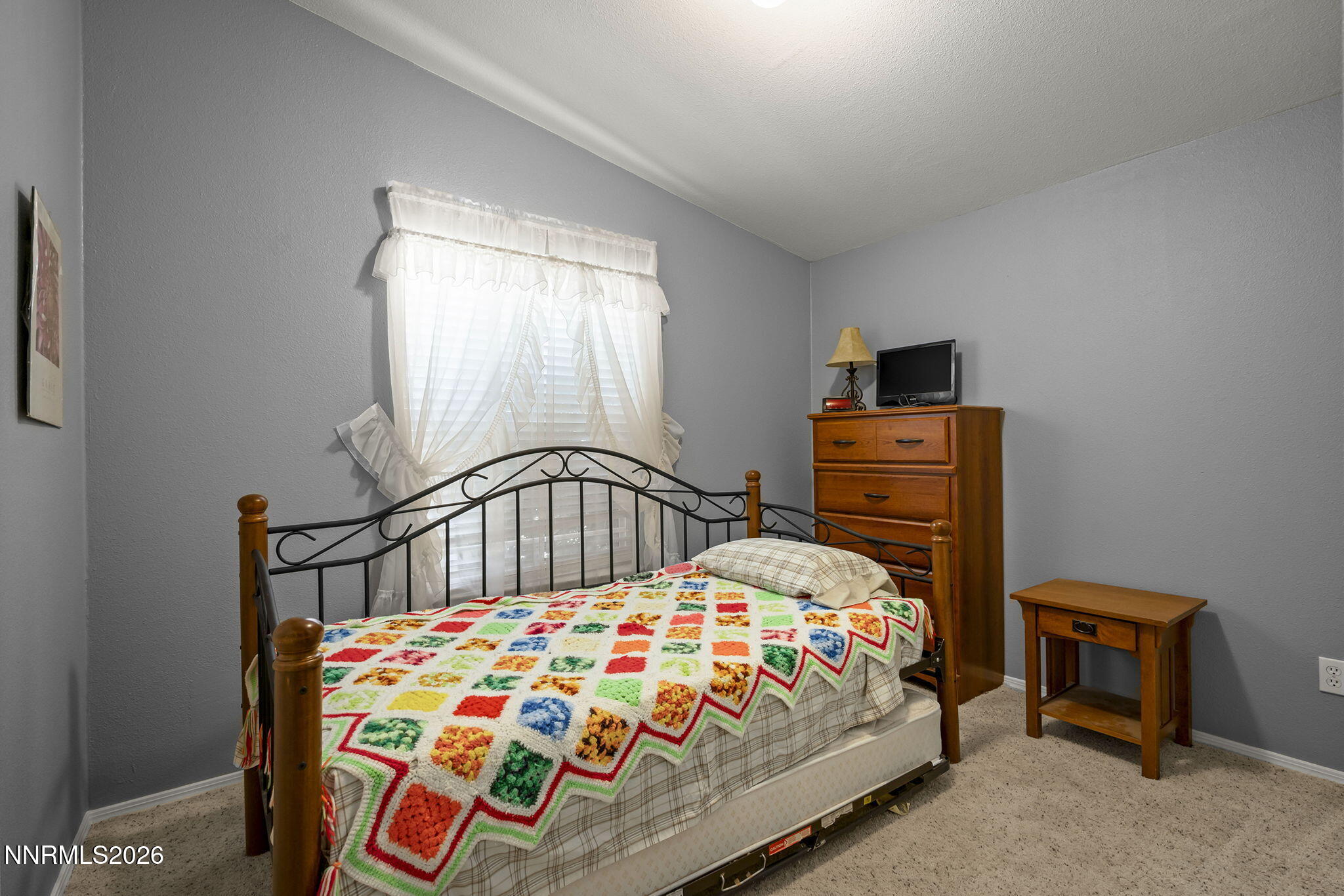 7651 Diamond Pointe Way Reno, NV 89506 - Photo 13 of 20 16-web-or-mls-_DSC0334