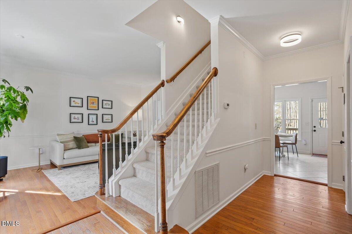3341 Daingerfield Drive Raleigh, NC 27616 - Photo 4 of 41 Foyer