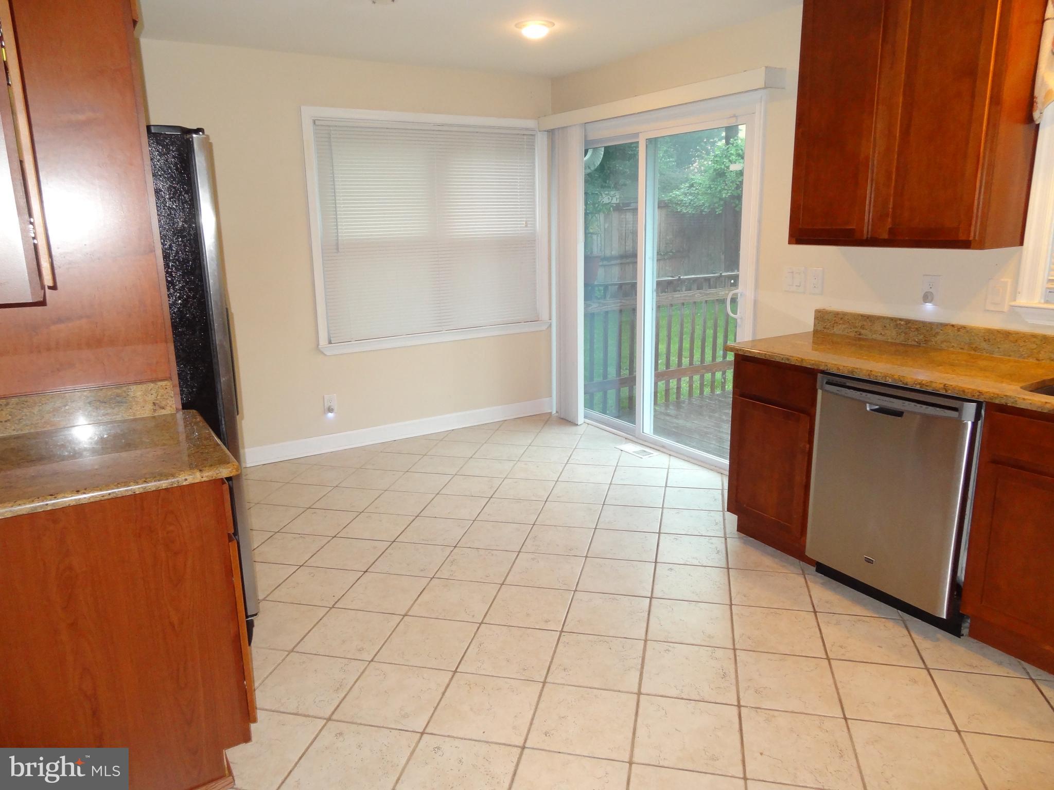 211 Regency Circle Linthicum Heights, MD 21090 - Photo 13 of 41