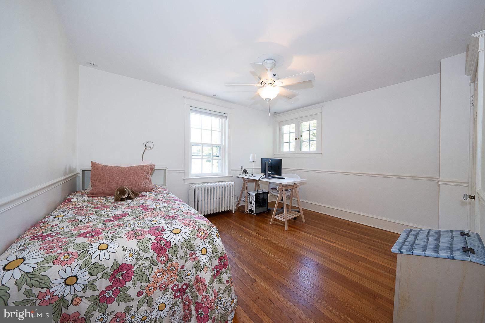 312 Windsor Avenue Wayne, PA 19087 - Photo 25 of 34 Bedroom #3 with hardwood floors