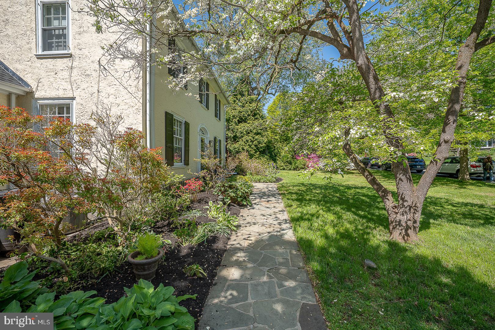 312 Windsor Avenue Wayne, PA 19087 - Photo 3 of 34 Walkway with mature gardens