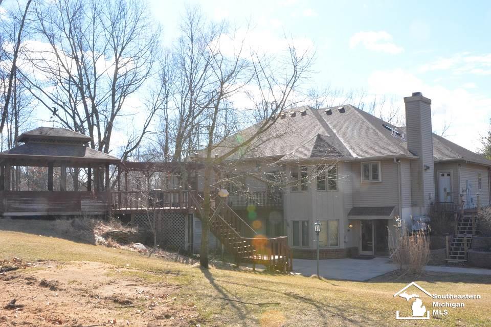 2806 Consear Road Lambertville, MI 48144 - Photo 3 of 36 31373329-2.JPG