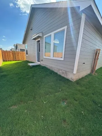 $1,550 | 752 Soapstone Pass, Maxwell, TX 78656