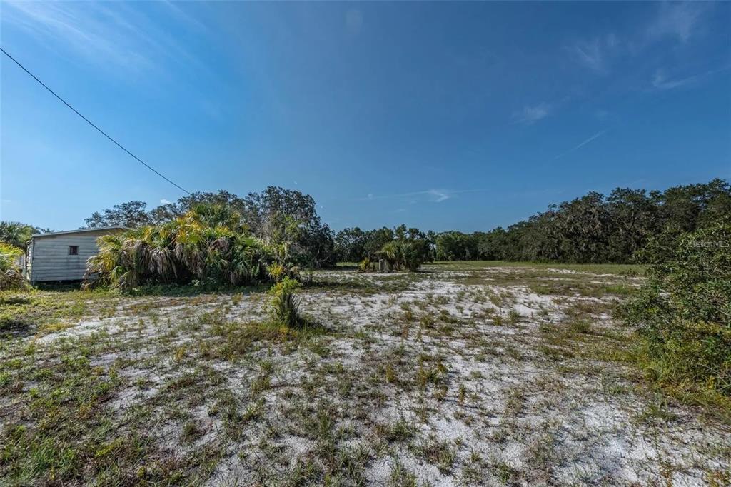 12154 Bullfrog Creek Road Gibsonton, FL 33534 - Photo 6 of 23