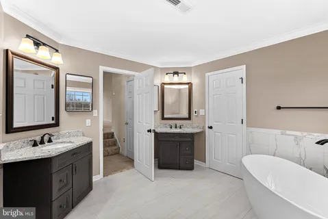 $875,000 | 1616 Candlewood Place Northeast, Leesburg, VA 20176