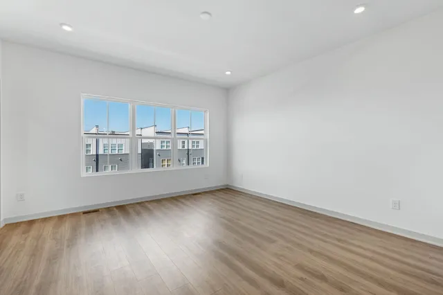 $3,750 | 1545 57th Avenue North, Nashville, TN 37209