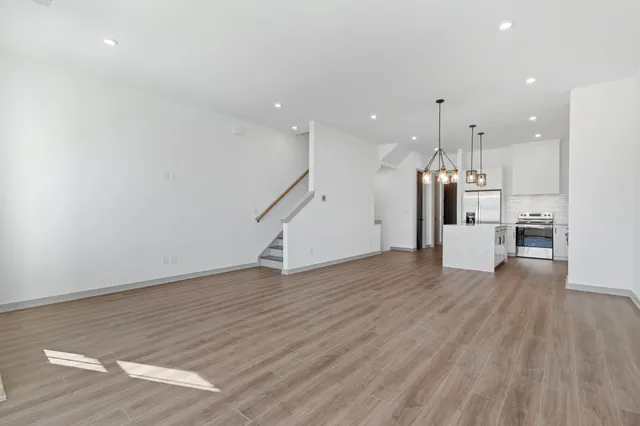 $3,750 | 1545 57th Avenue North, Nashville, TN 37209