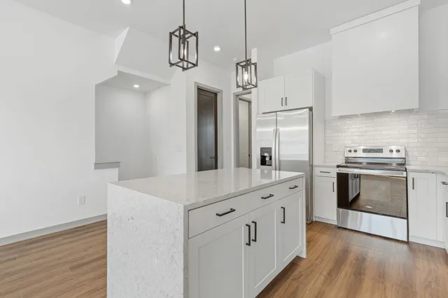 $3,500 | 1545 57th Avenue North, Nashville, TN 37209