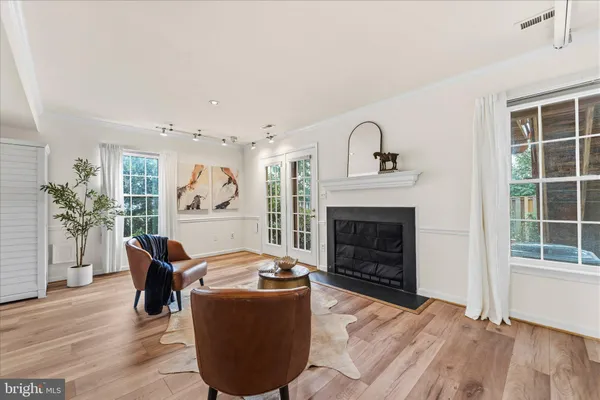 $759,000 | 43451 Livery Square, Ashburn, VA 20147