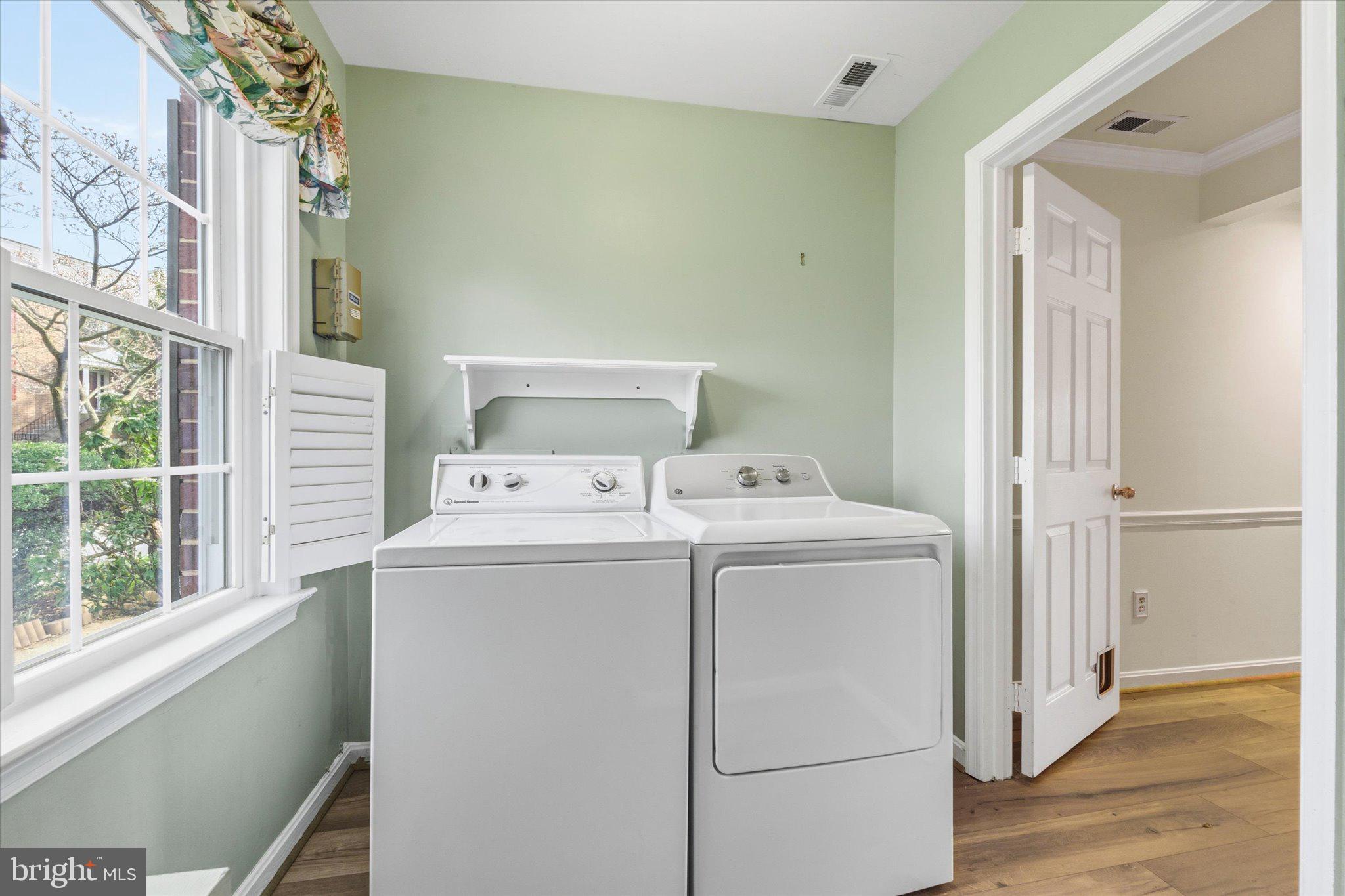 43451 Livery Square Ashburn, VA 20147 - Photo 43 of 51 a utility room with dryer and washer